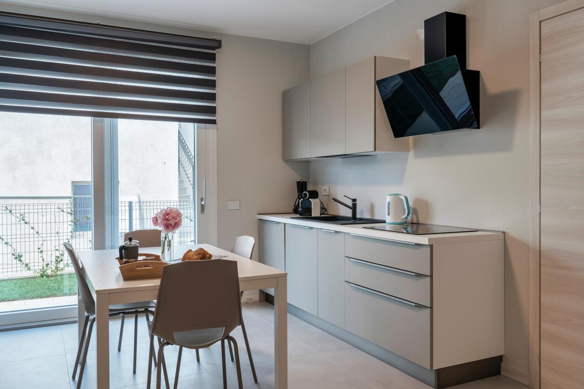 Malvezzi Apartments 代森扎诺-德尔加达 外观 照片