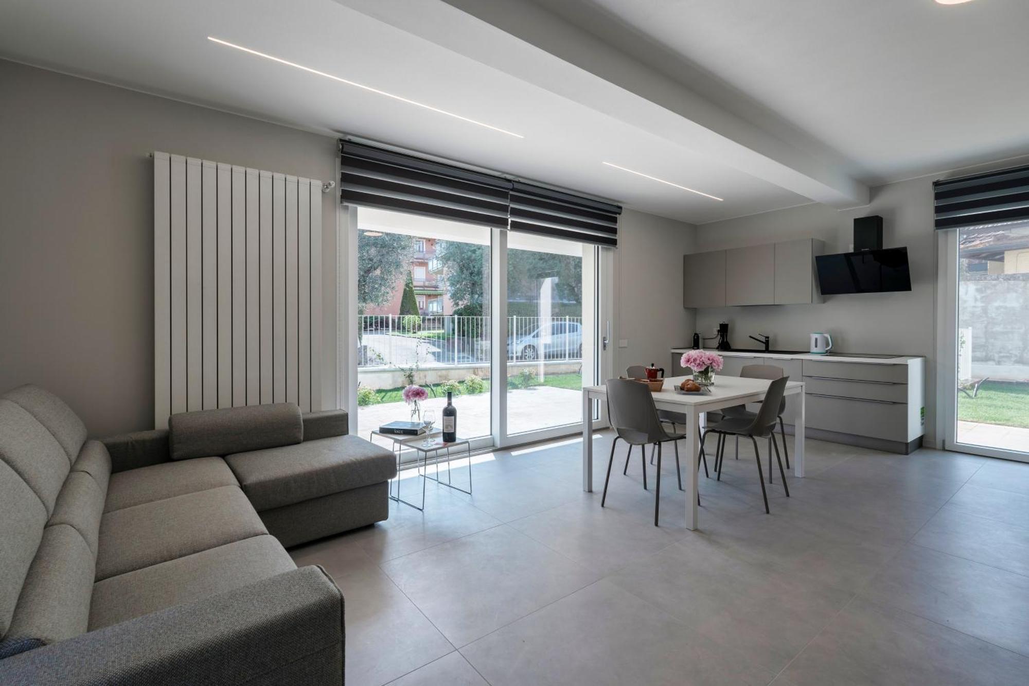 Malvezzi Apartments 代森扎诺-德尔加达 外观 照片